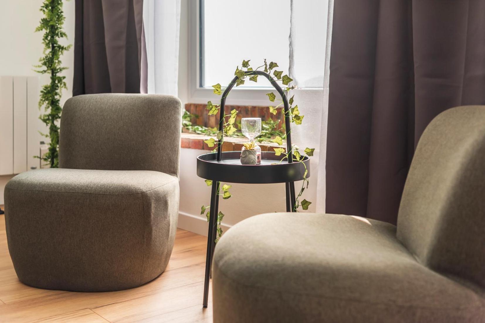 La Petite Jungle Romantique - Balneo Et Detente Appartement *
